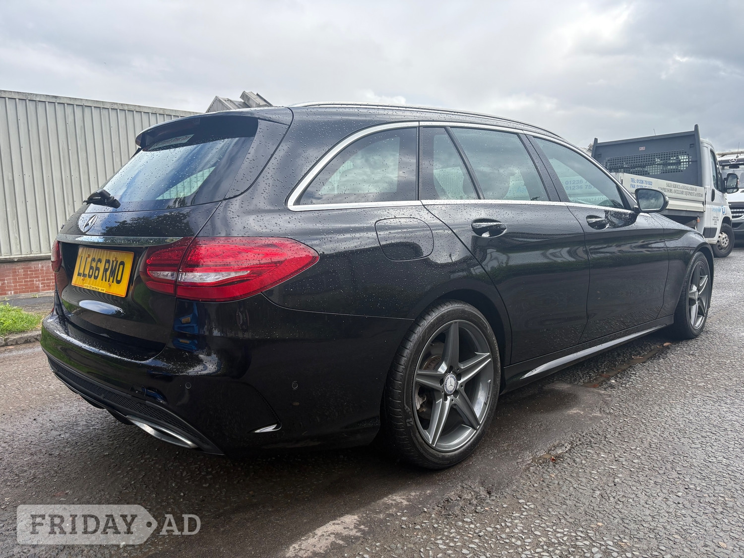 [ berth ]Mercedes-Benz C Class