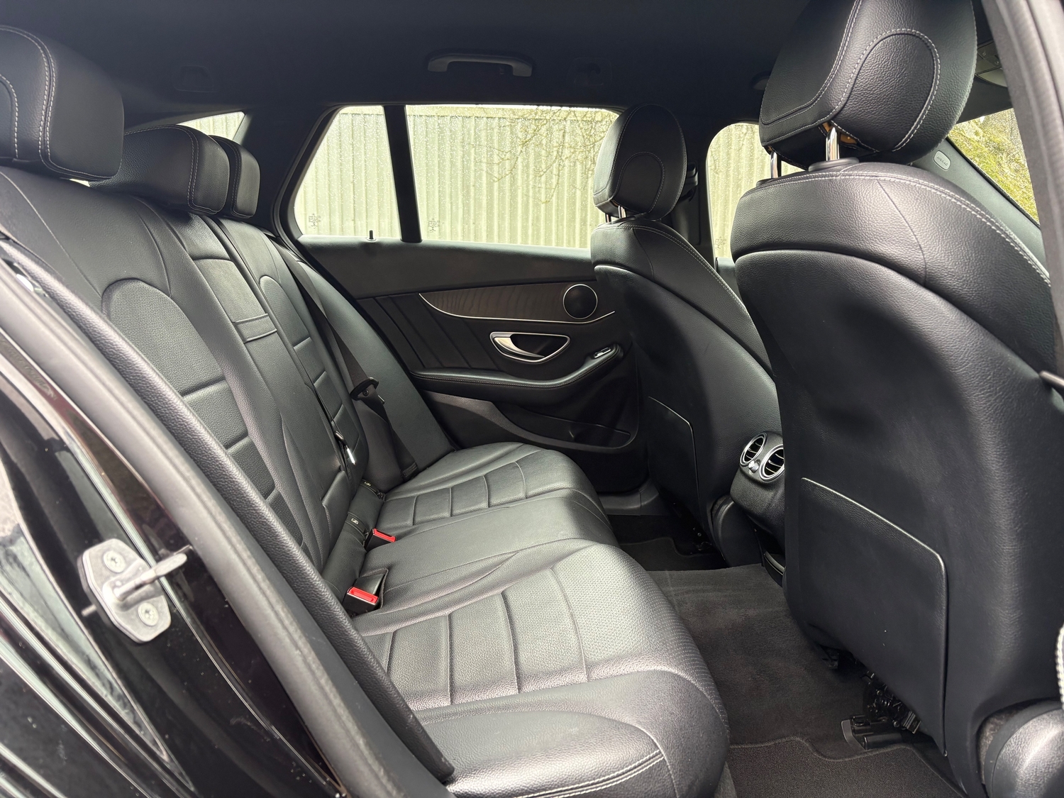 Mercedes-Benz C Class 2016 - Cars