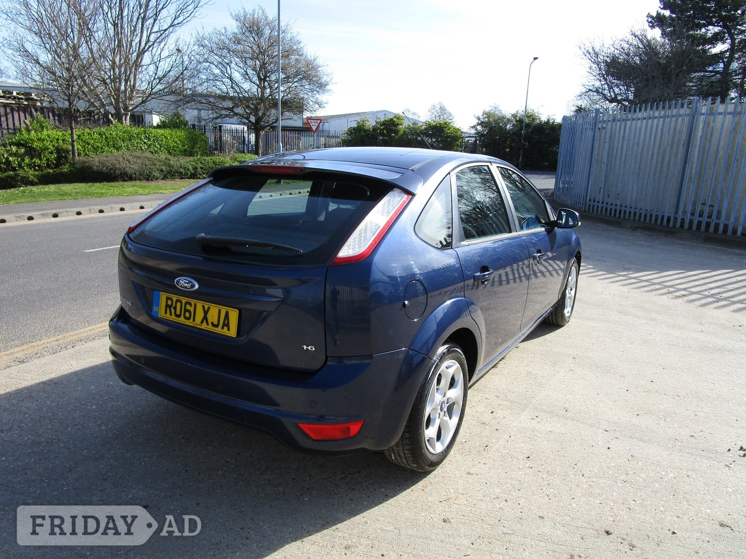 Ford Focus 2011 - Cars in Portsmouth