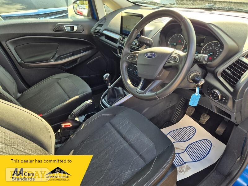 [ berth ]Ford Ecosport