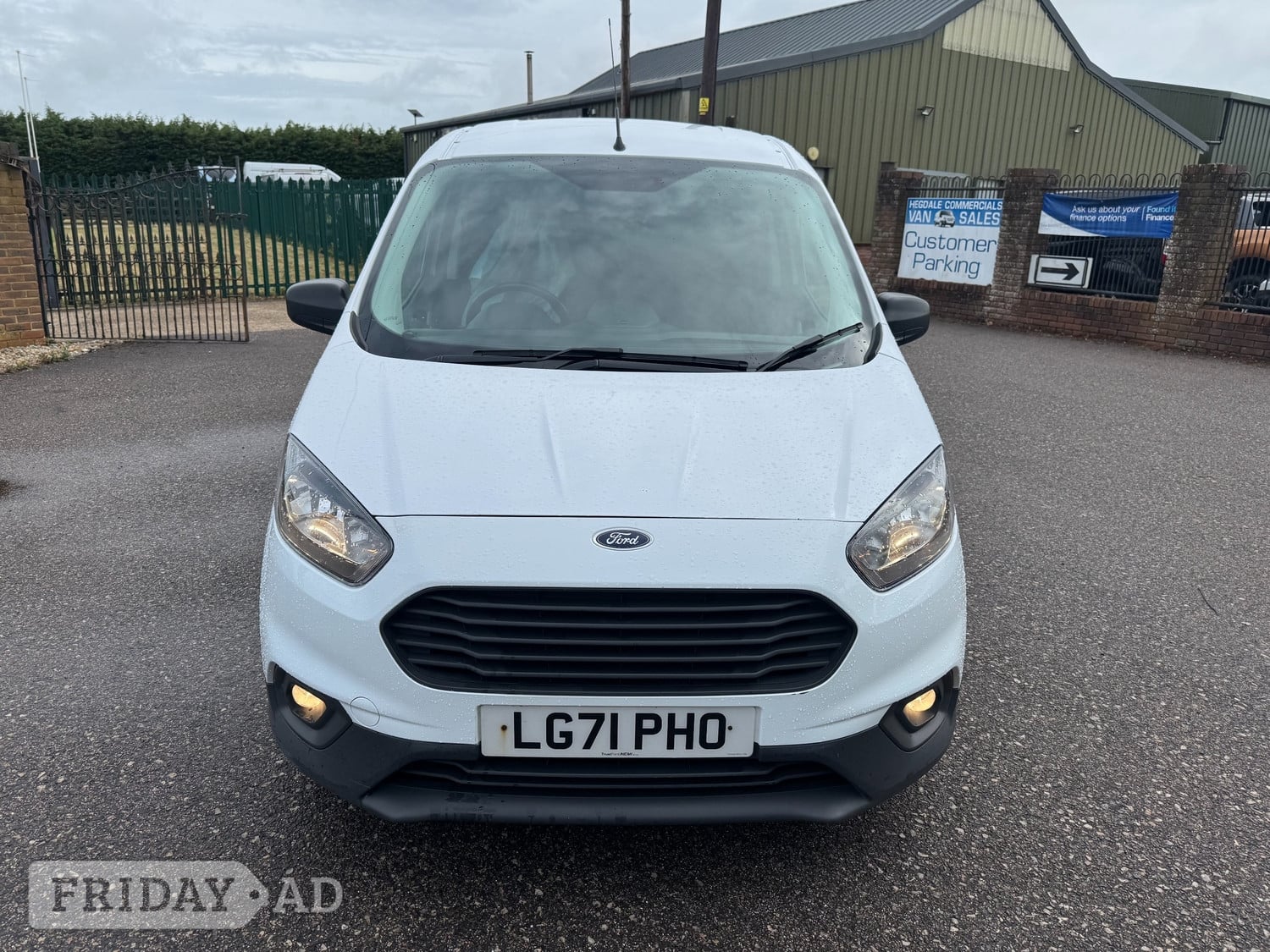 Ford Transit Courier Faversham