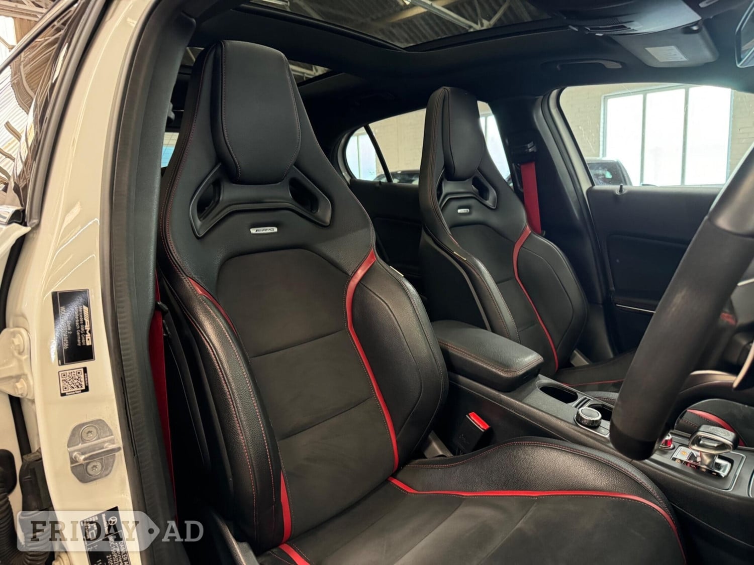 [ berth ]Mercedes-Benz GLA