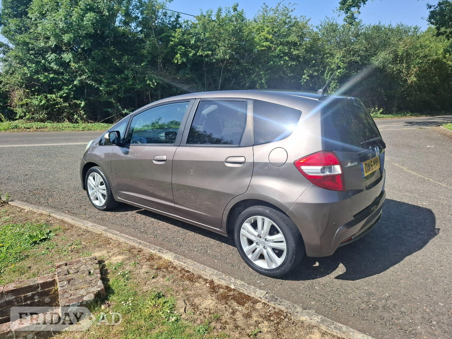 Honda Jazz 2015 - Cars in Ashford