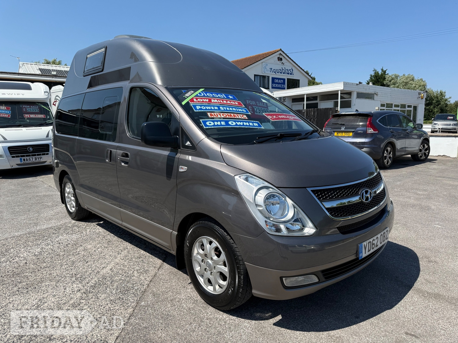 Wellhouse Hyundai i800 2012 in Weston-Super-Mare