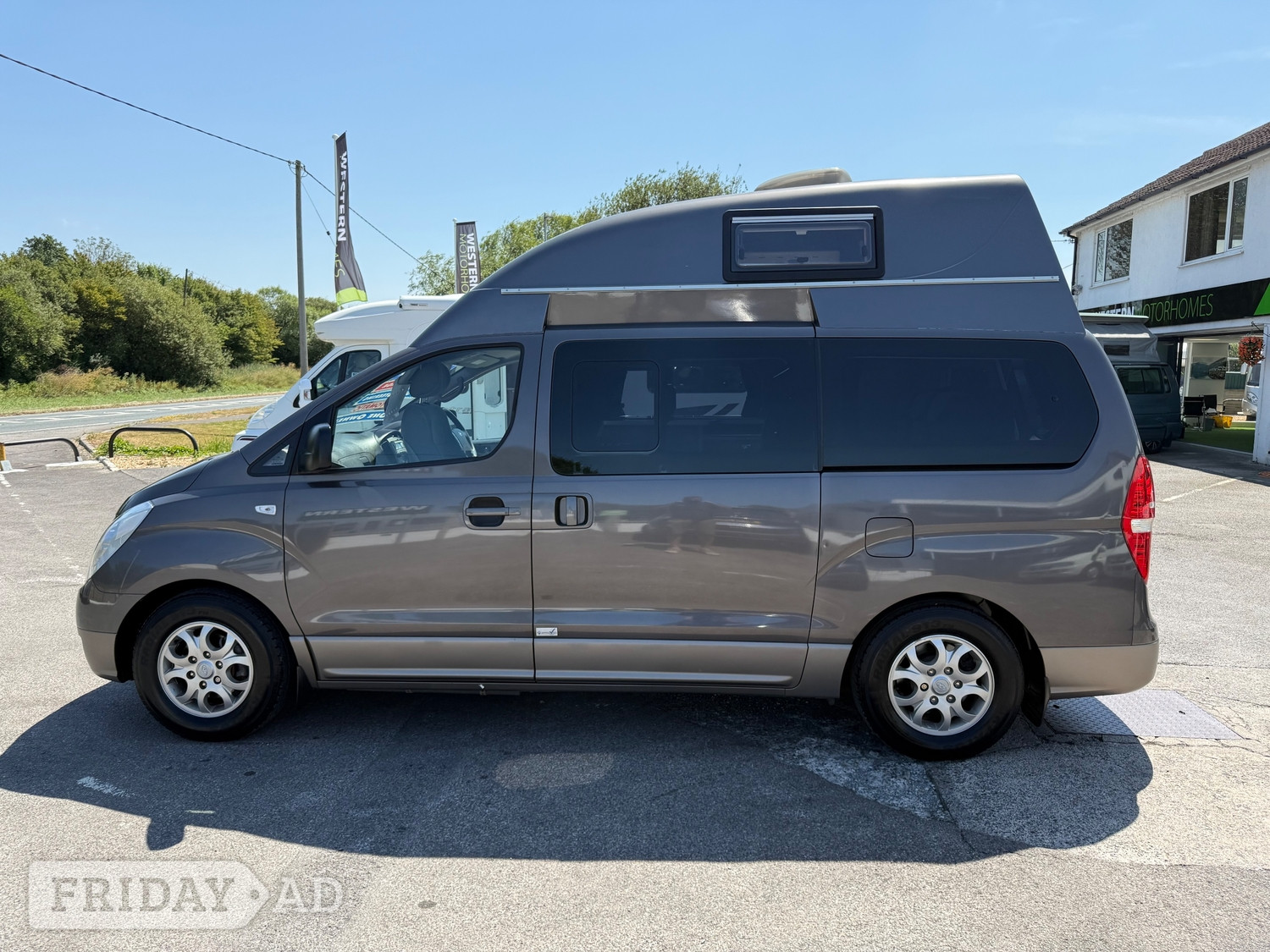 Wellhouse Hyundai i800 Weston-Super-Mare