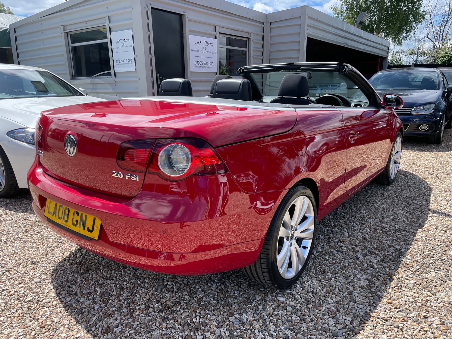 Volkswagen Eos 2008 - Cars in Farnham