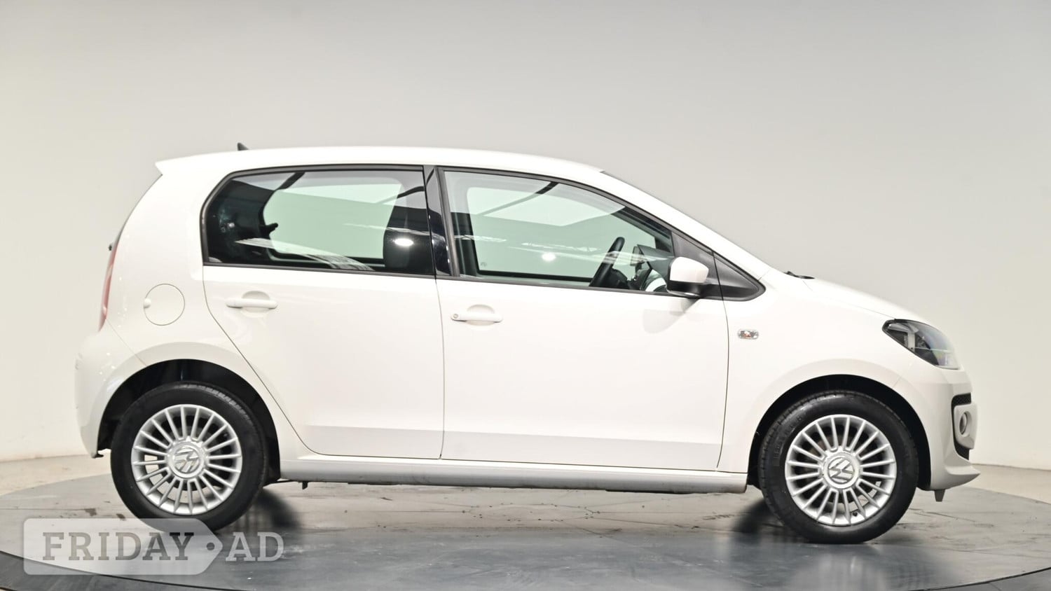 Volkswagen UP! 2014 - Cars in Cullompton