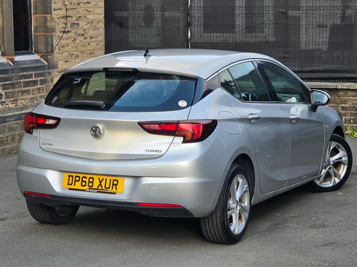 Vauxhall Astra 2018 - Cars
