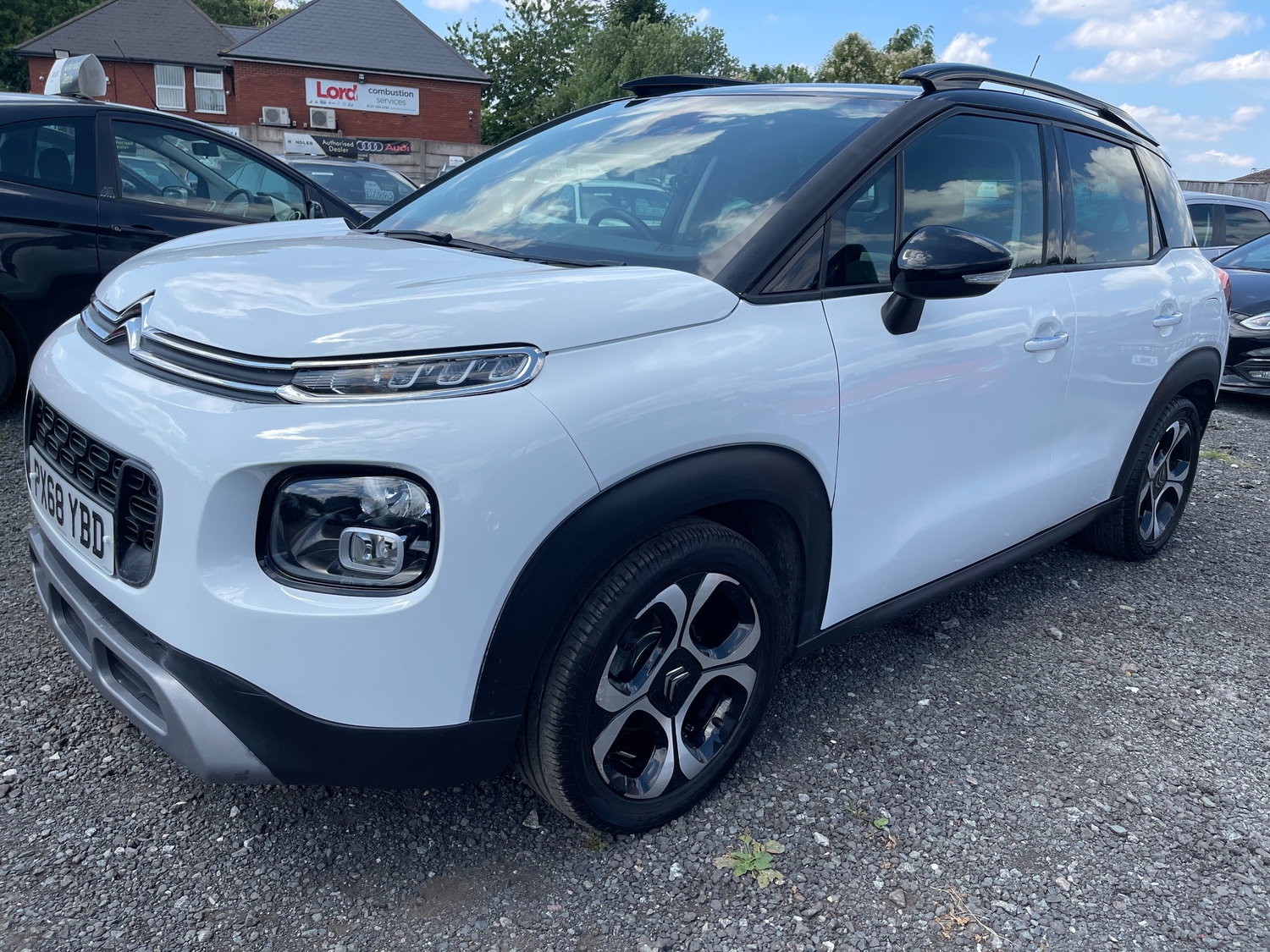 [ berth ]Citroen C3 Aircross