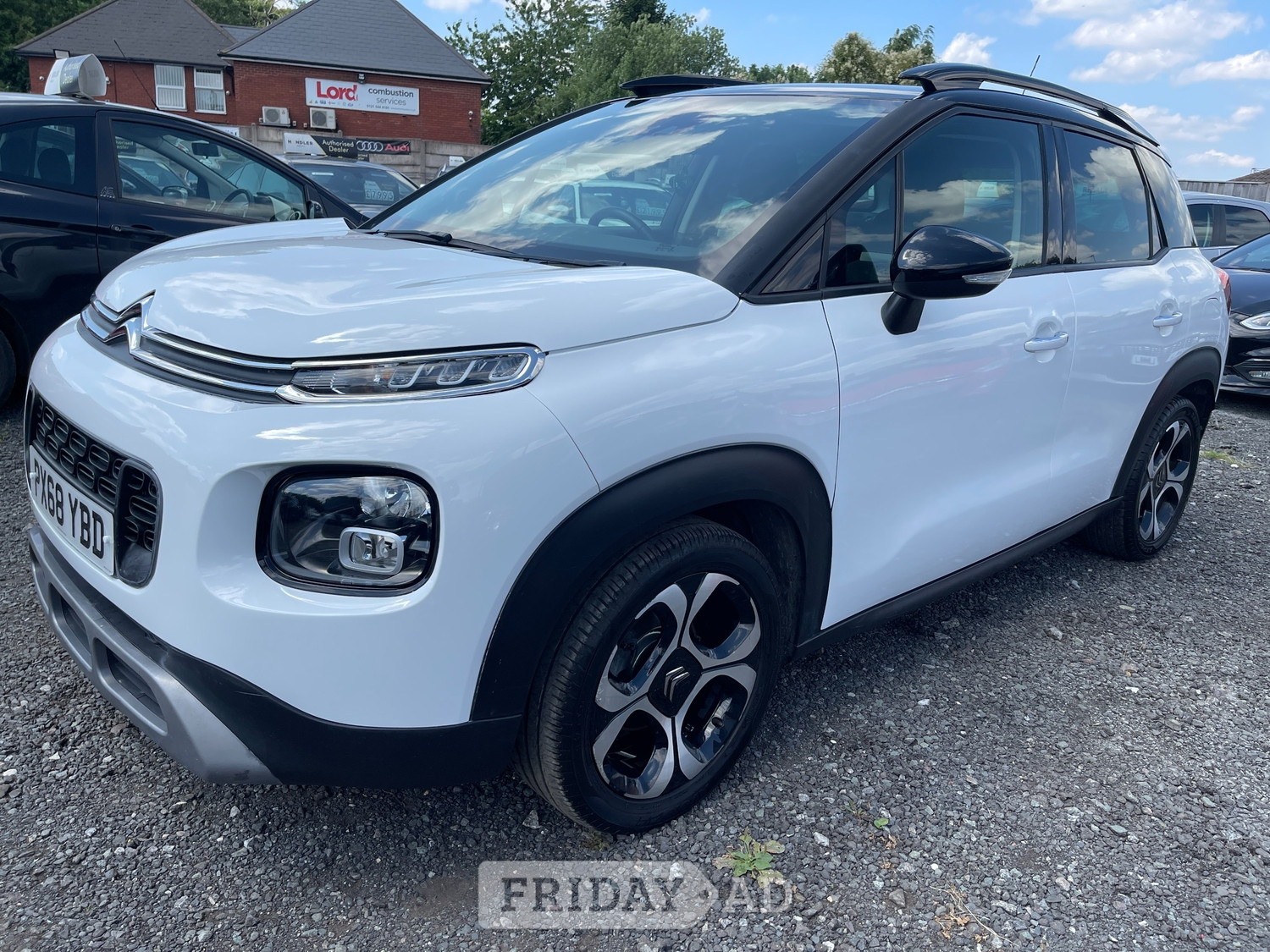 [ berth ]Citroen C3 Aircross