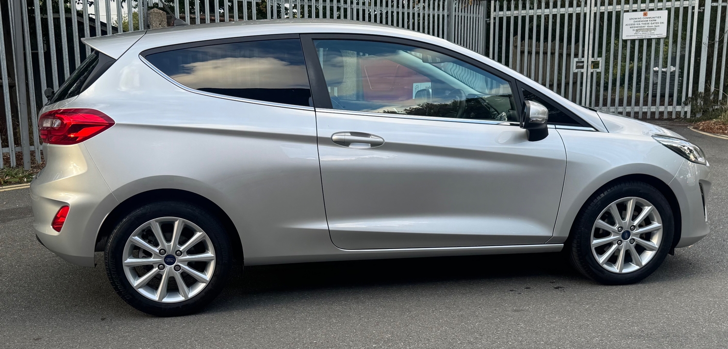 Ford Fiesta 2019 - Cars