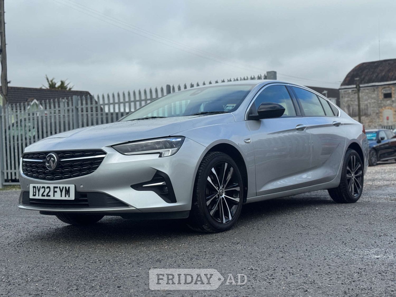 [ berth ]Vauxhall Insignia