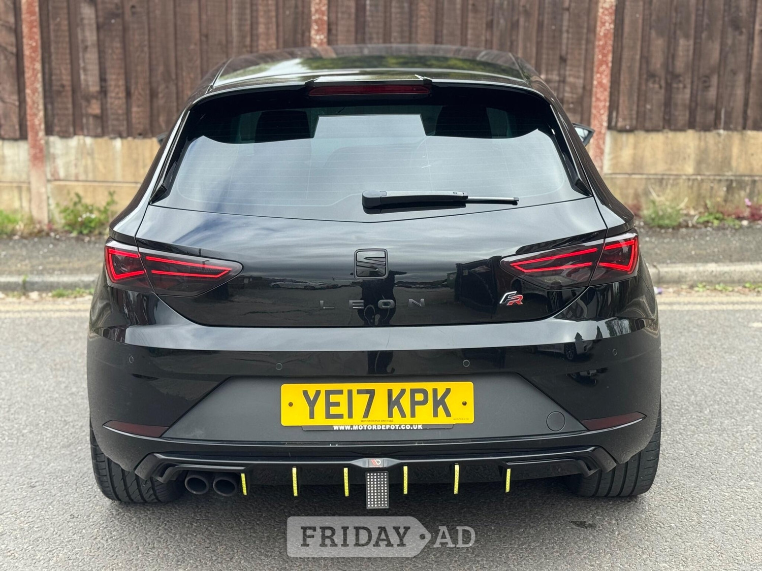 SEAT Leon 2017 - Cars in Manchester