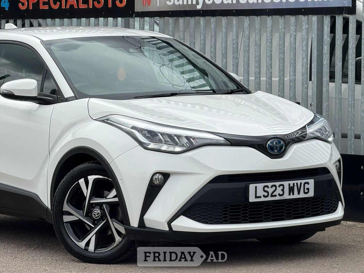 Toyota C-HR 2023 - Cars