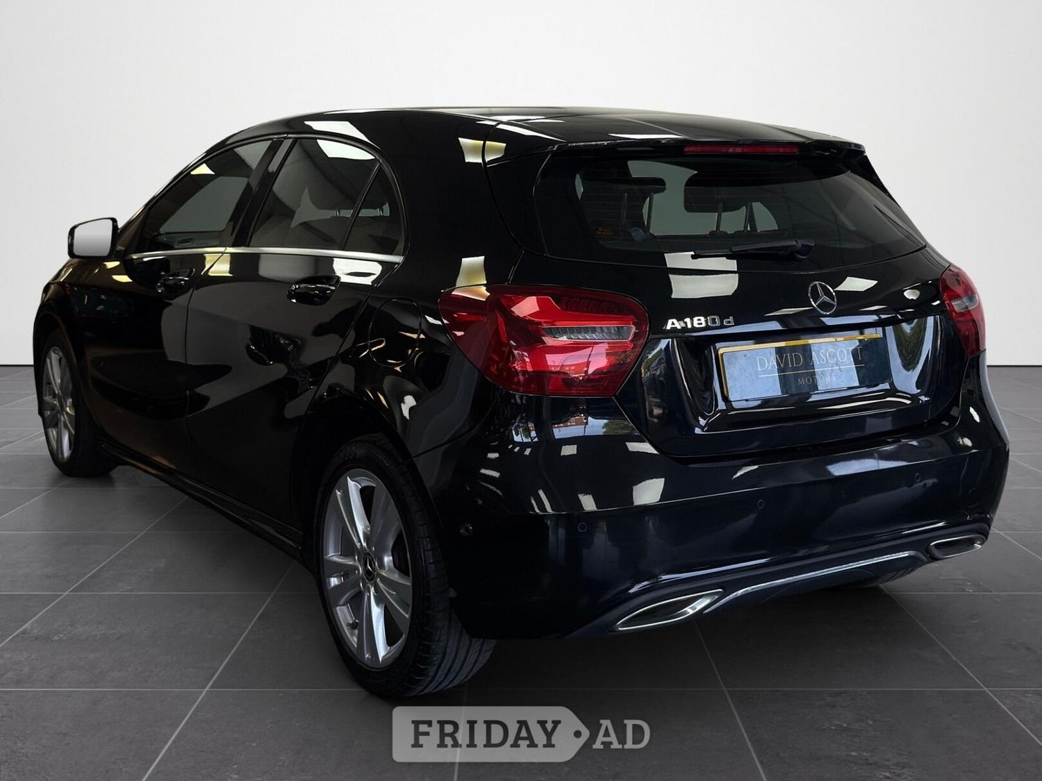 [ berth ]Mercedes-Benz A Class