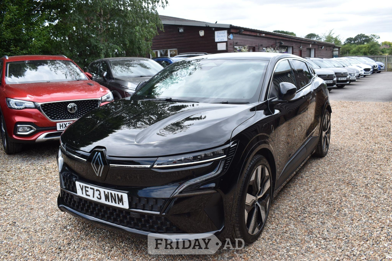 [ berth ]Renault Megane E-Tech