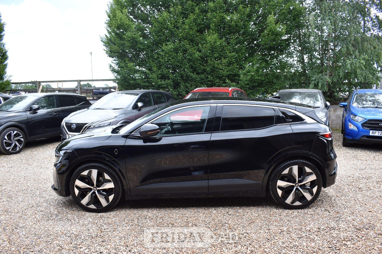 Renault Megane E-Tech 2023 - Cars