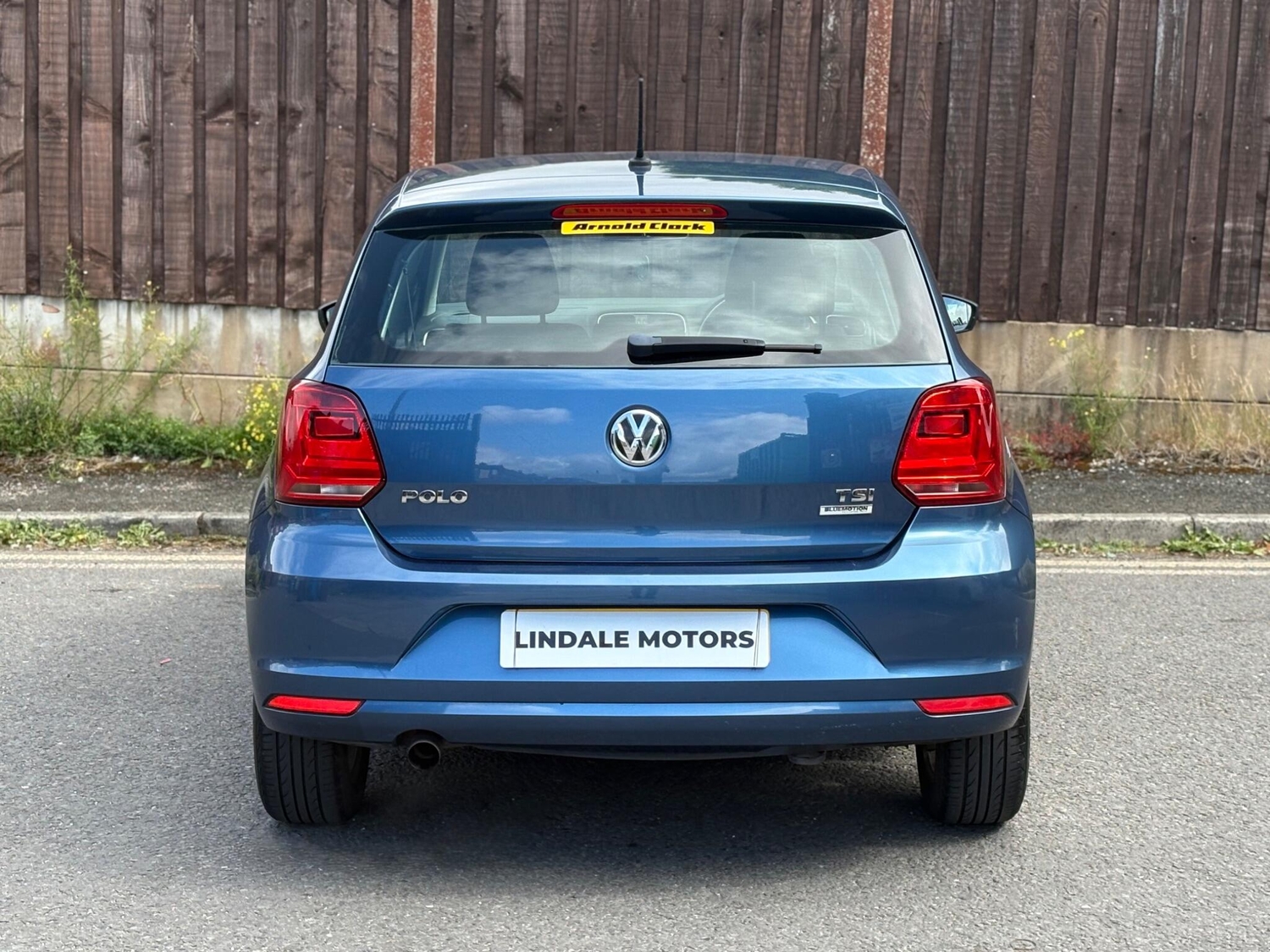[ berth ]Volkswagen Polo