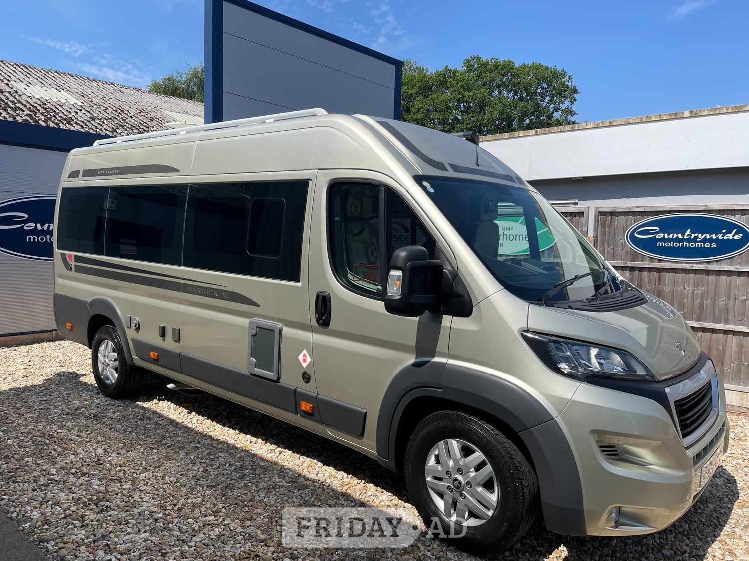 Auto-Sleepers Warwick XL 2015 - Motorhomes & Caravans