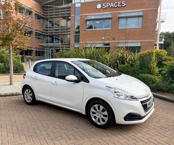 Peugeot 208 2016