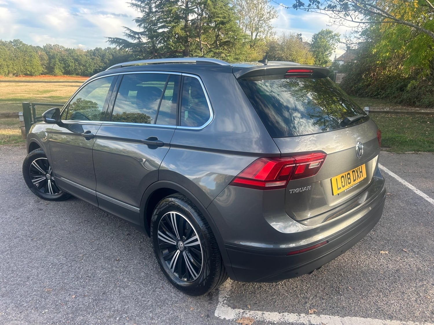 Volkswagen Tiguan 2018 - Cars in Chertsey
