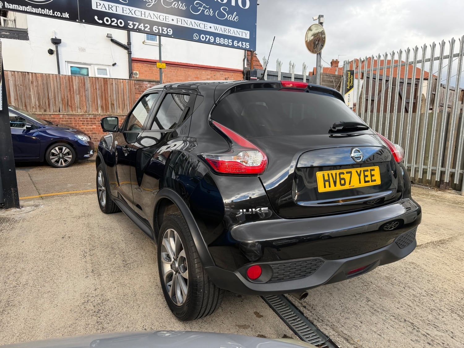 Nissan Juke 2017 - Cars in Wembley