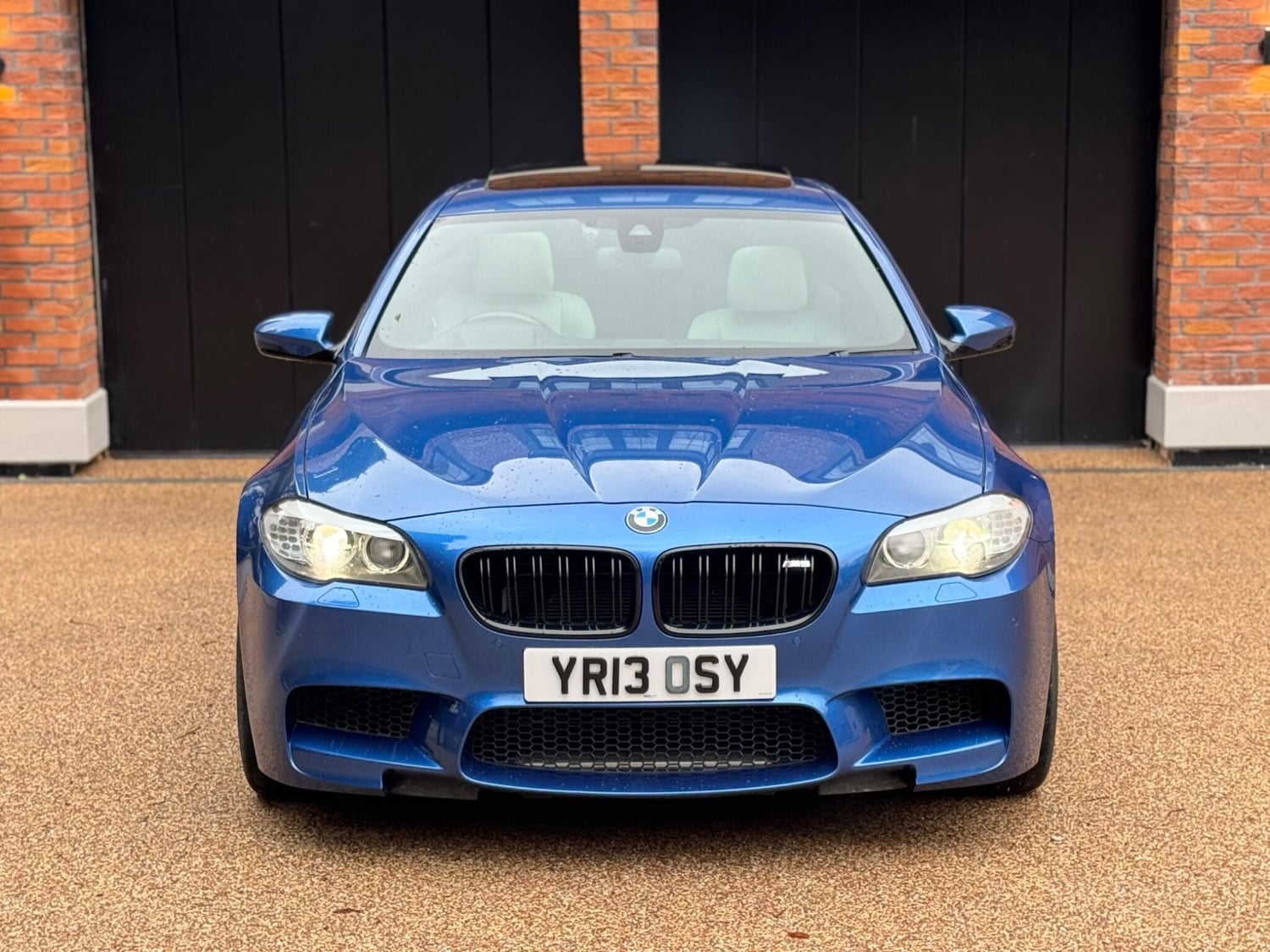 BMW M5 2013 - Cars in Copthorne