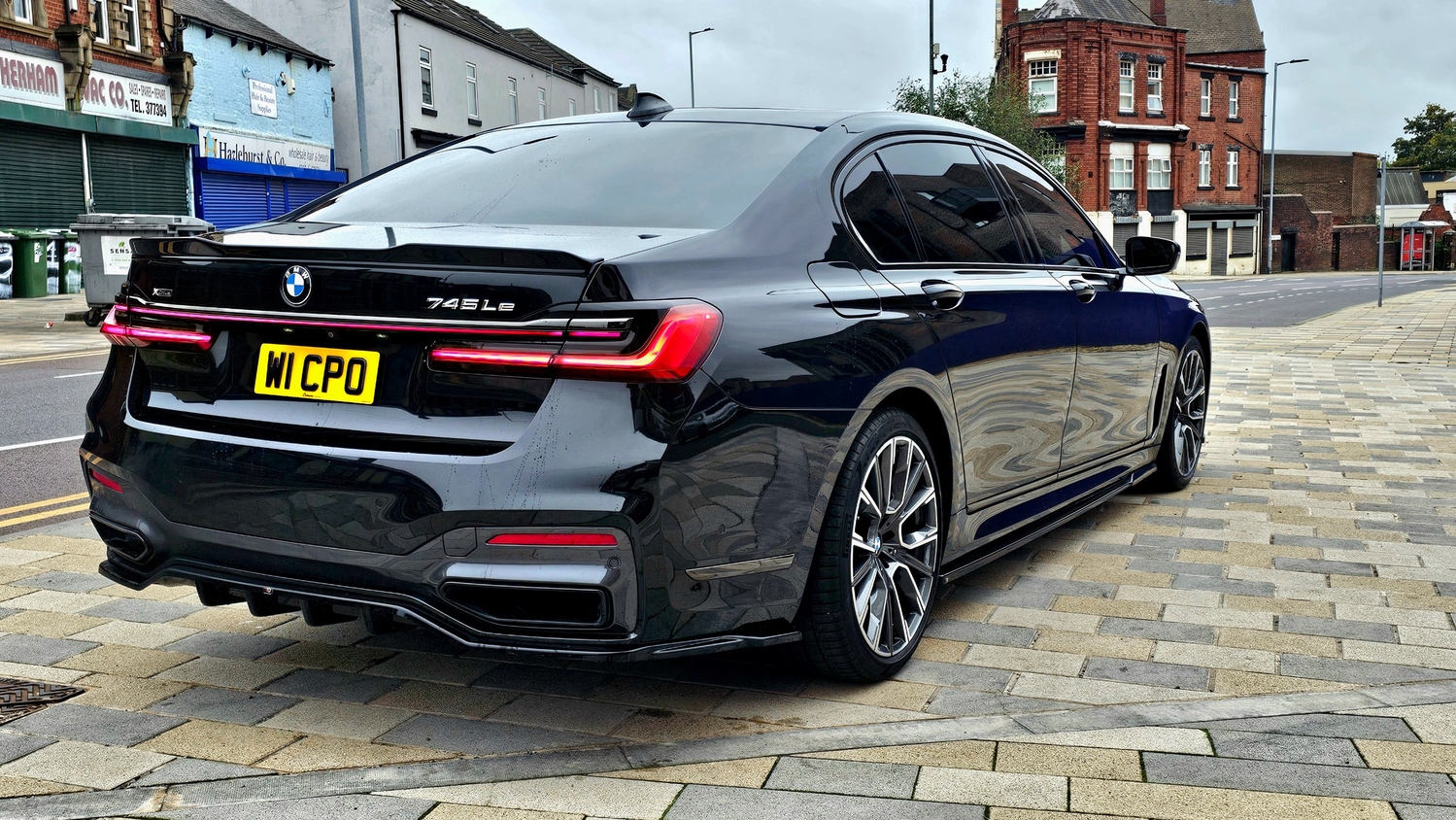 [ berth ]BMW 7 Series