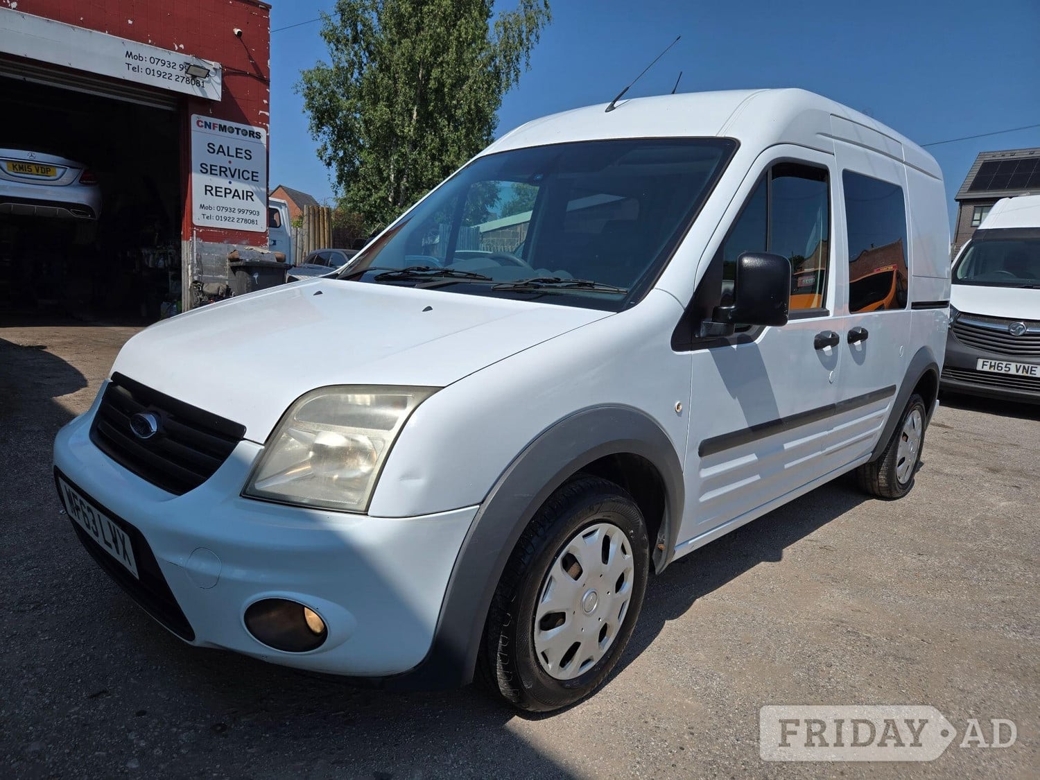 [ berth ]Ford Transit Connect