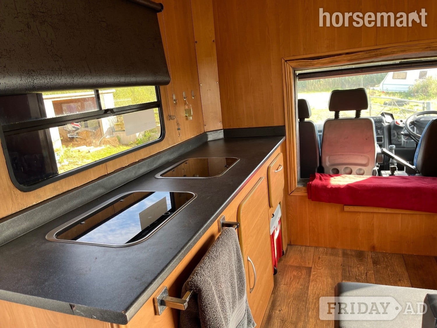 Minster Eurocargo Iveco Horsebox - Trailers & Horseboxes in Tamworth