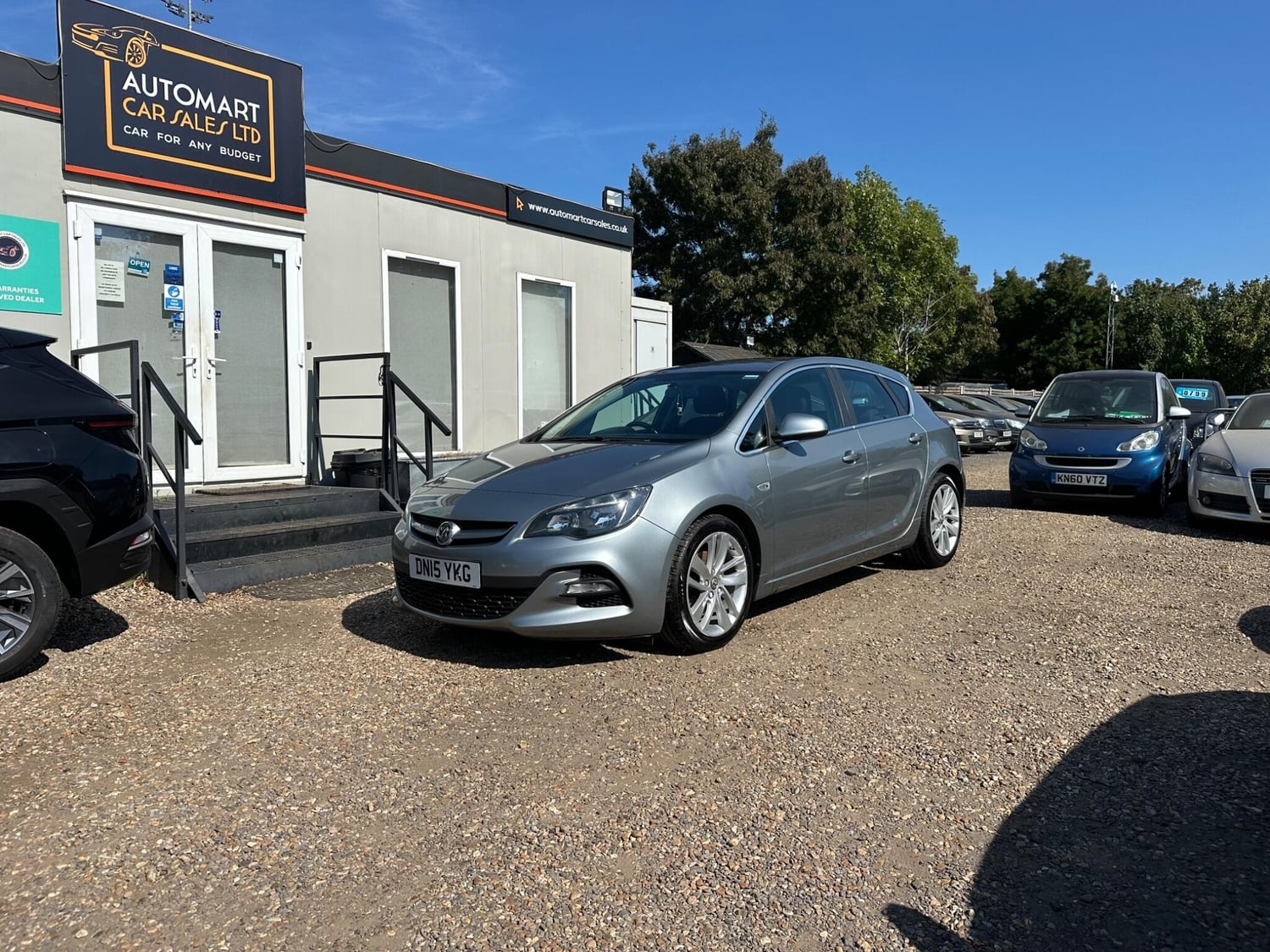 [ berth ]Vauxhall Astra