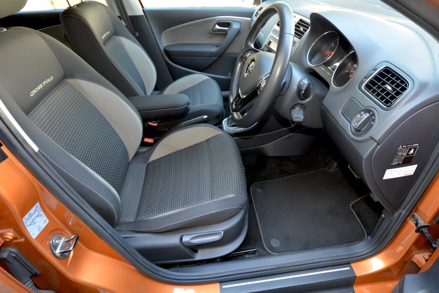 Volkswagen Polo 2015 - Cars in Waltham Forest