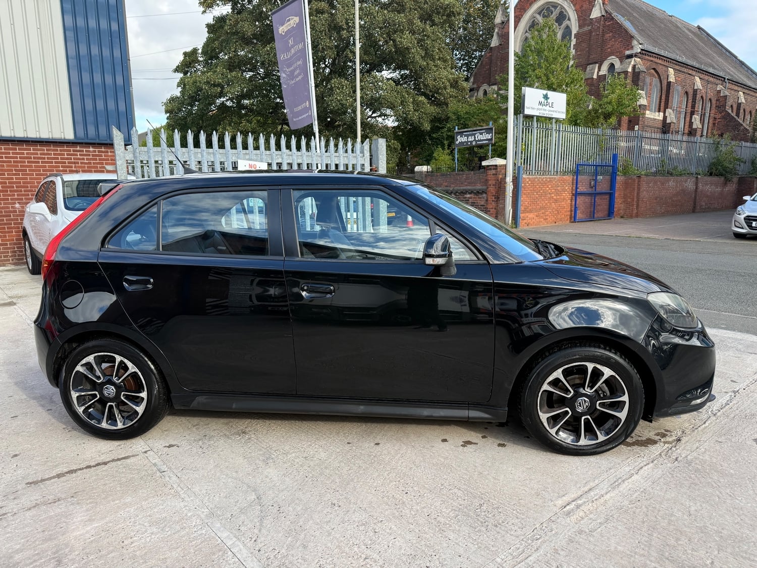 MG MG3 Dudley