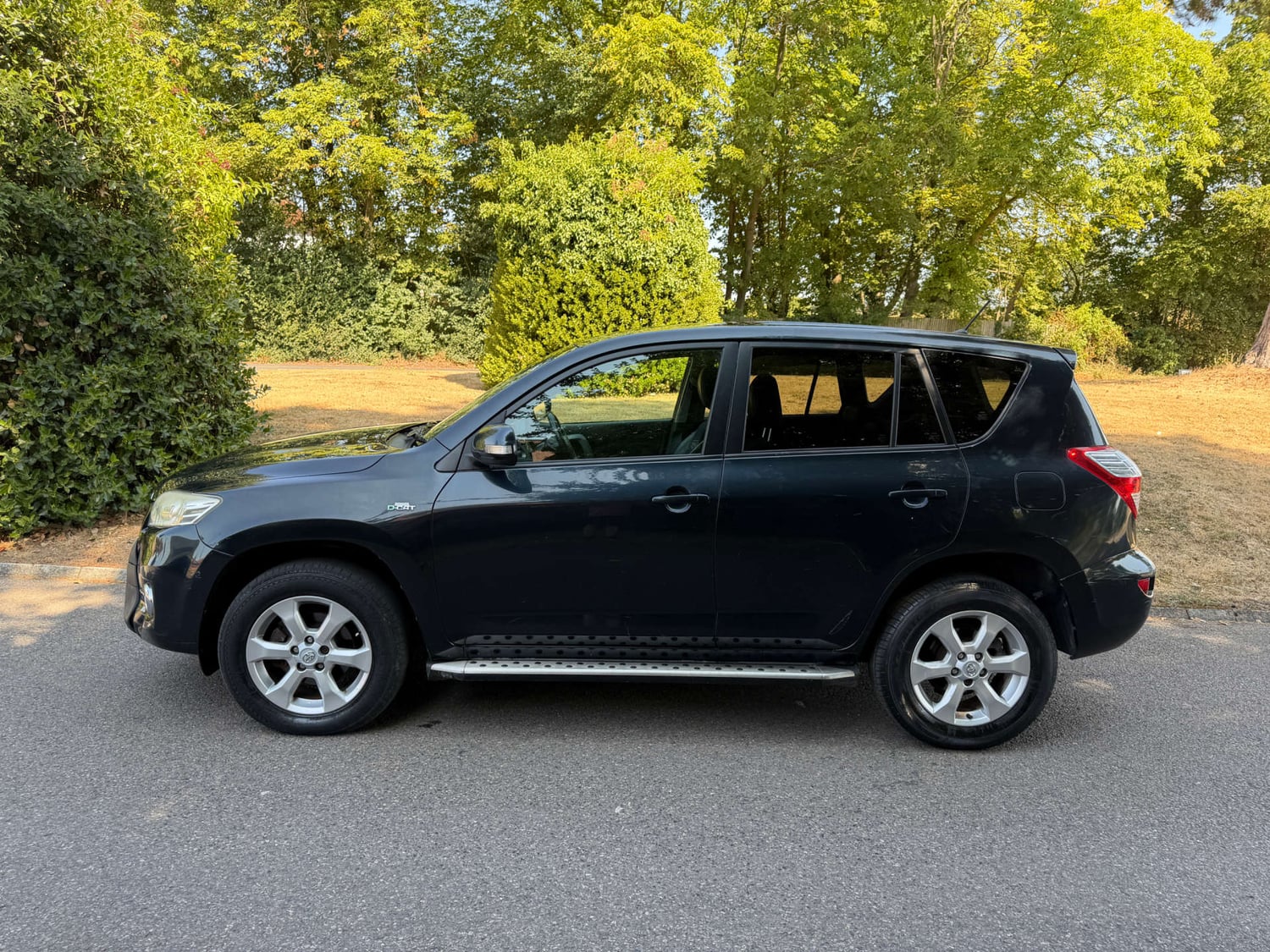 Toyota RAV4 2011 - Cars