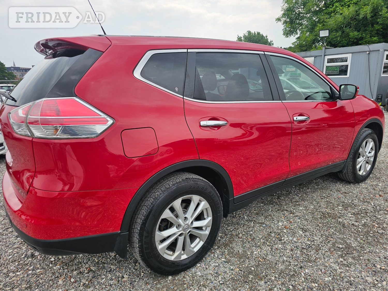 [ berth ]Nissan X-Trail