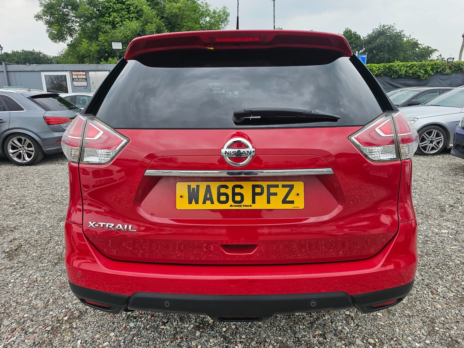 Nissan X-Trail 2016 - Cars in Leicester