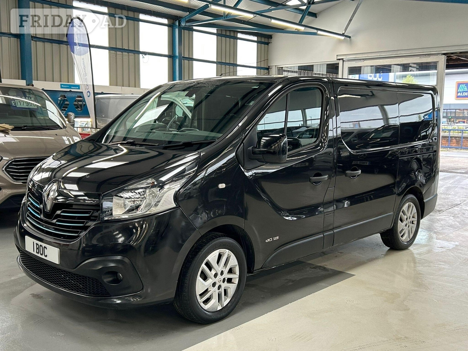 [ berth ]Renault Trafic