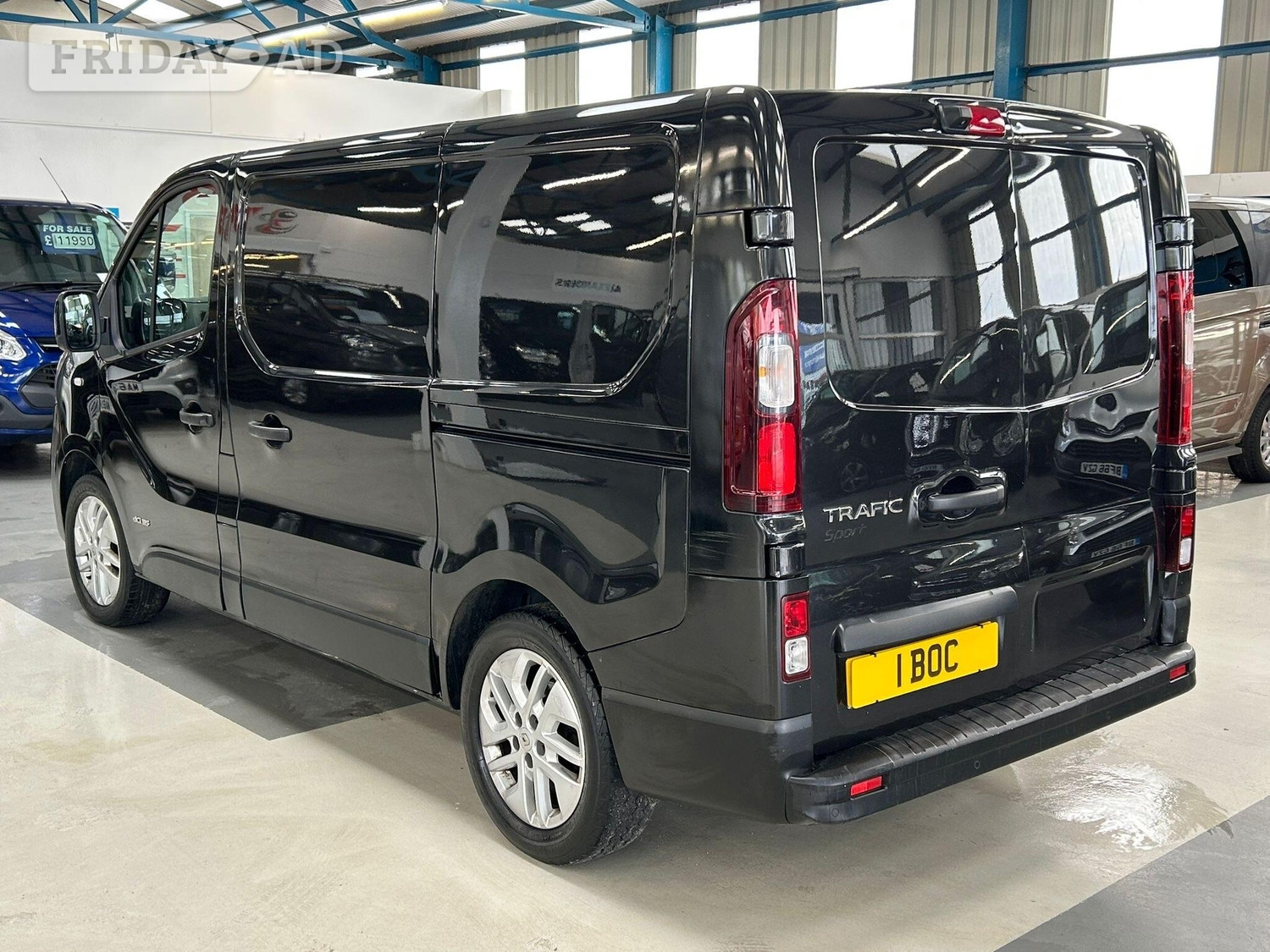 Renault Trafic 2015 - Vans & Commercial Vehicles