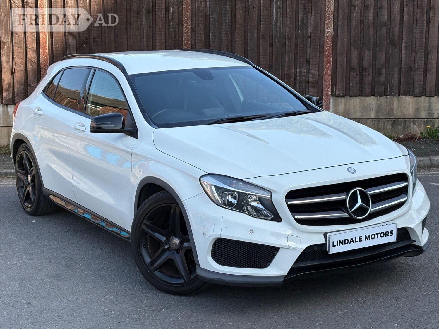 Mercedes-Benz GLA 2014 in Oldham