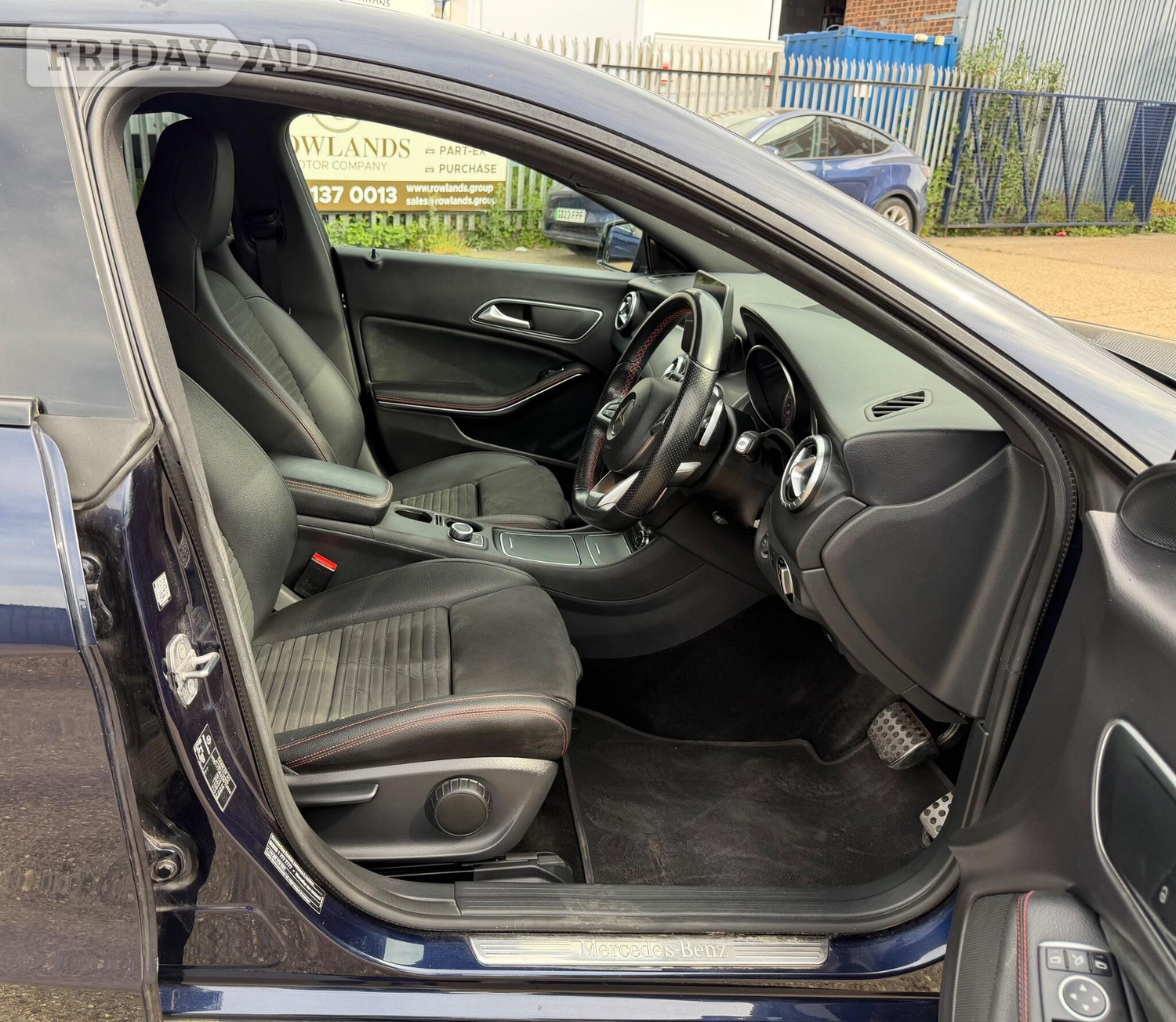 [ berth ]Mercedes-Benz CLA Class