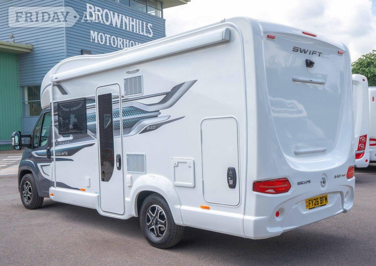 [4 berth ]Swift Escape 640