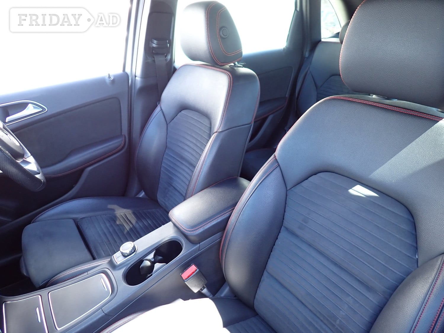 [ berth ]Mercedes-Benz B Class