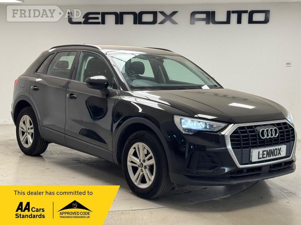 Audi Q3 2022 in Brent