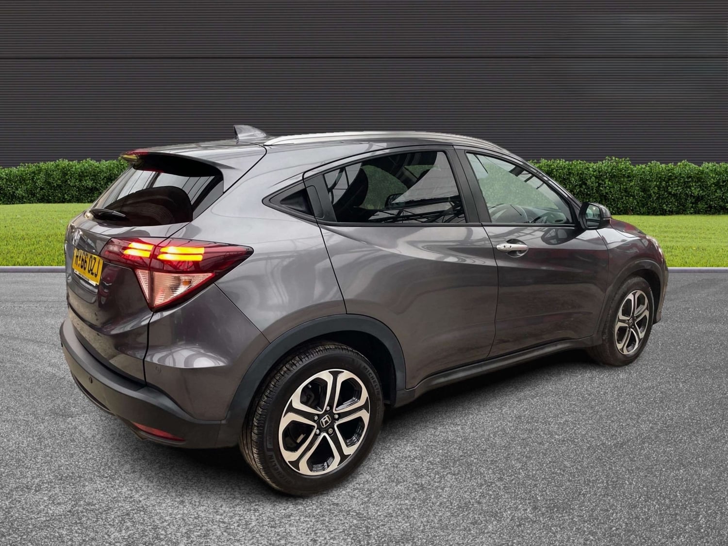 [ berth ]Honda HR-V