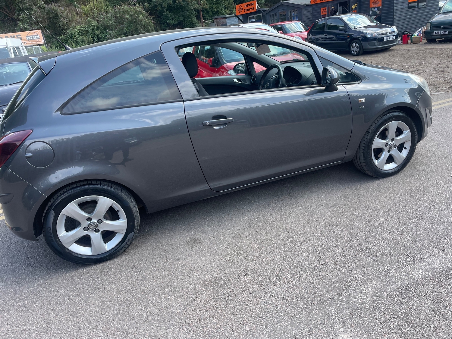 Vauxhall Corsa 2011 - Cars in Rickmansworth