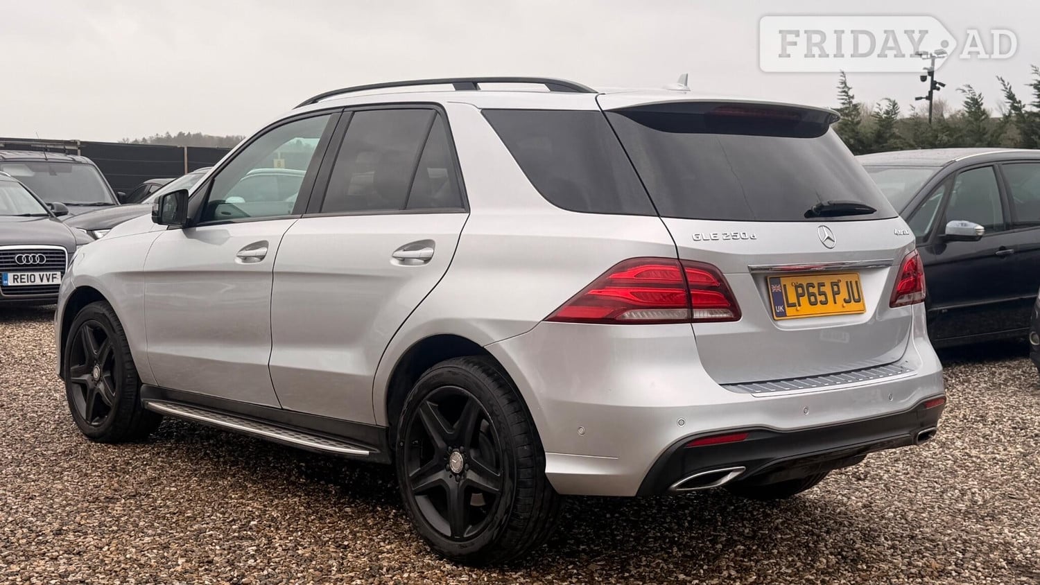 [ berth ]Mercedes-Benz GLE