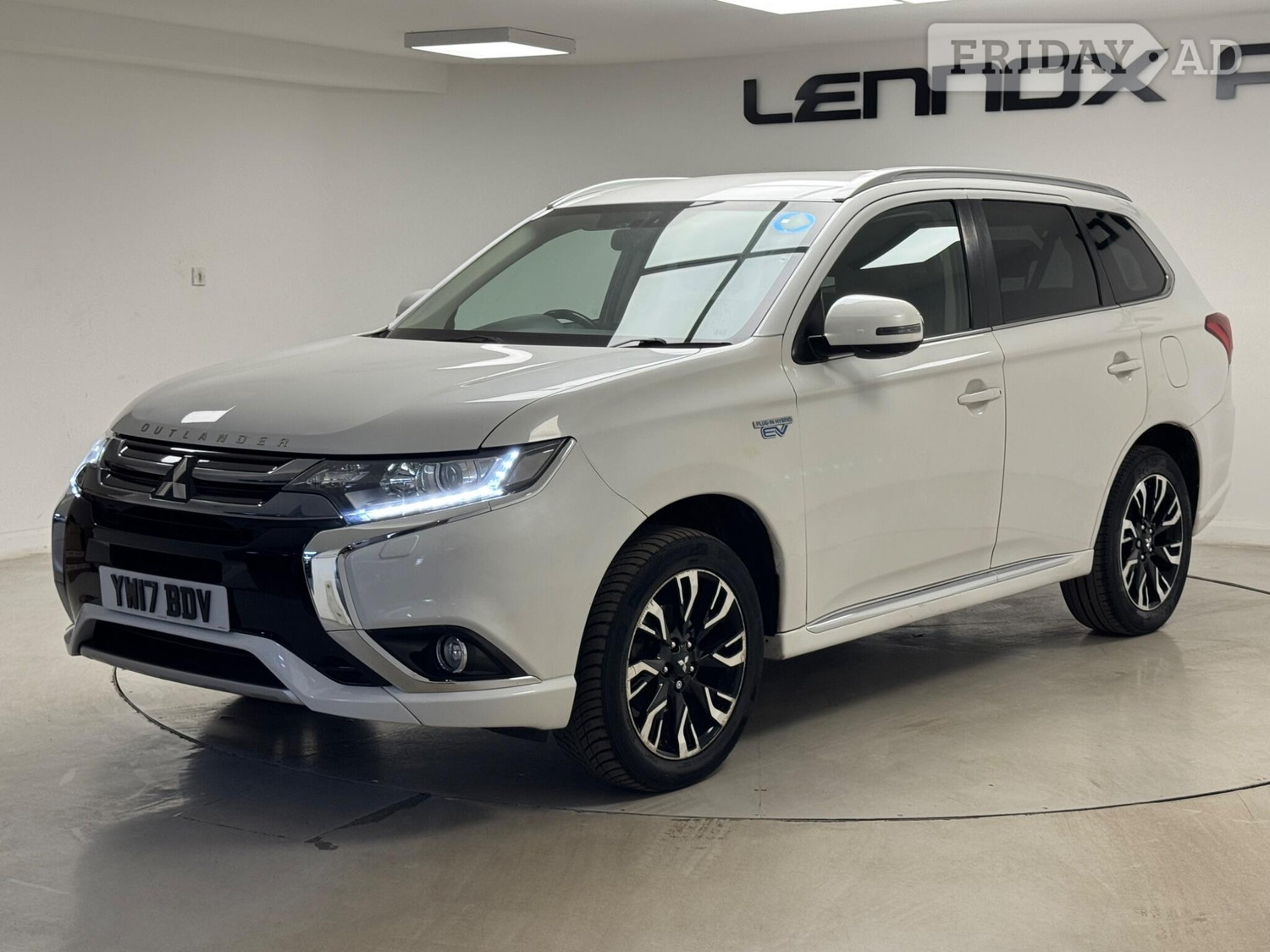 [ berth ]Mitsubishi Outlander