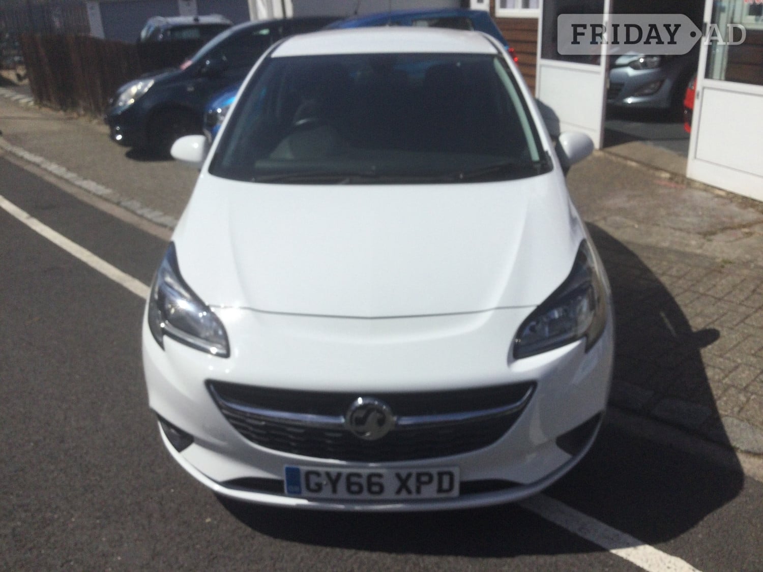 [ berth ]Vauxhall Corsa