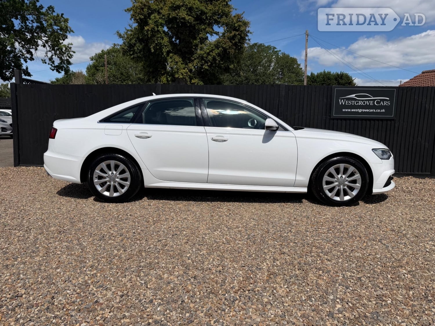 [ berth ]Audi A6 Saloon