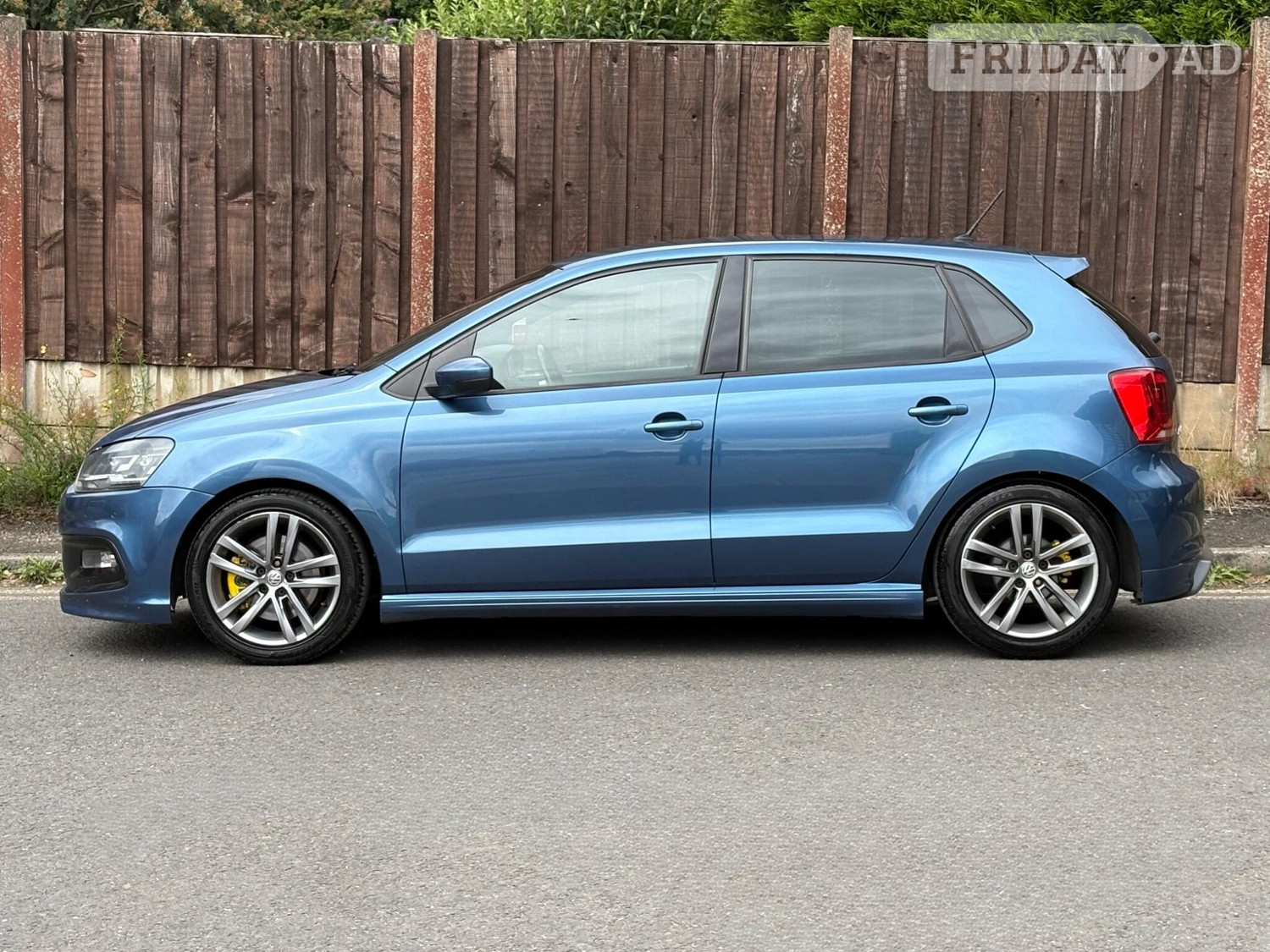 Volkswagen Polo 2016 - Cars